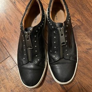 Frye & Co. Size 9 Black Leather Tennis Shoe